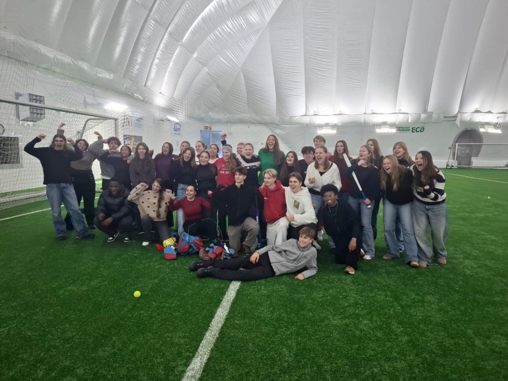 Moment sportif au gymnase du lycée de PEDERSÖRE